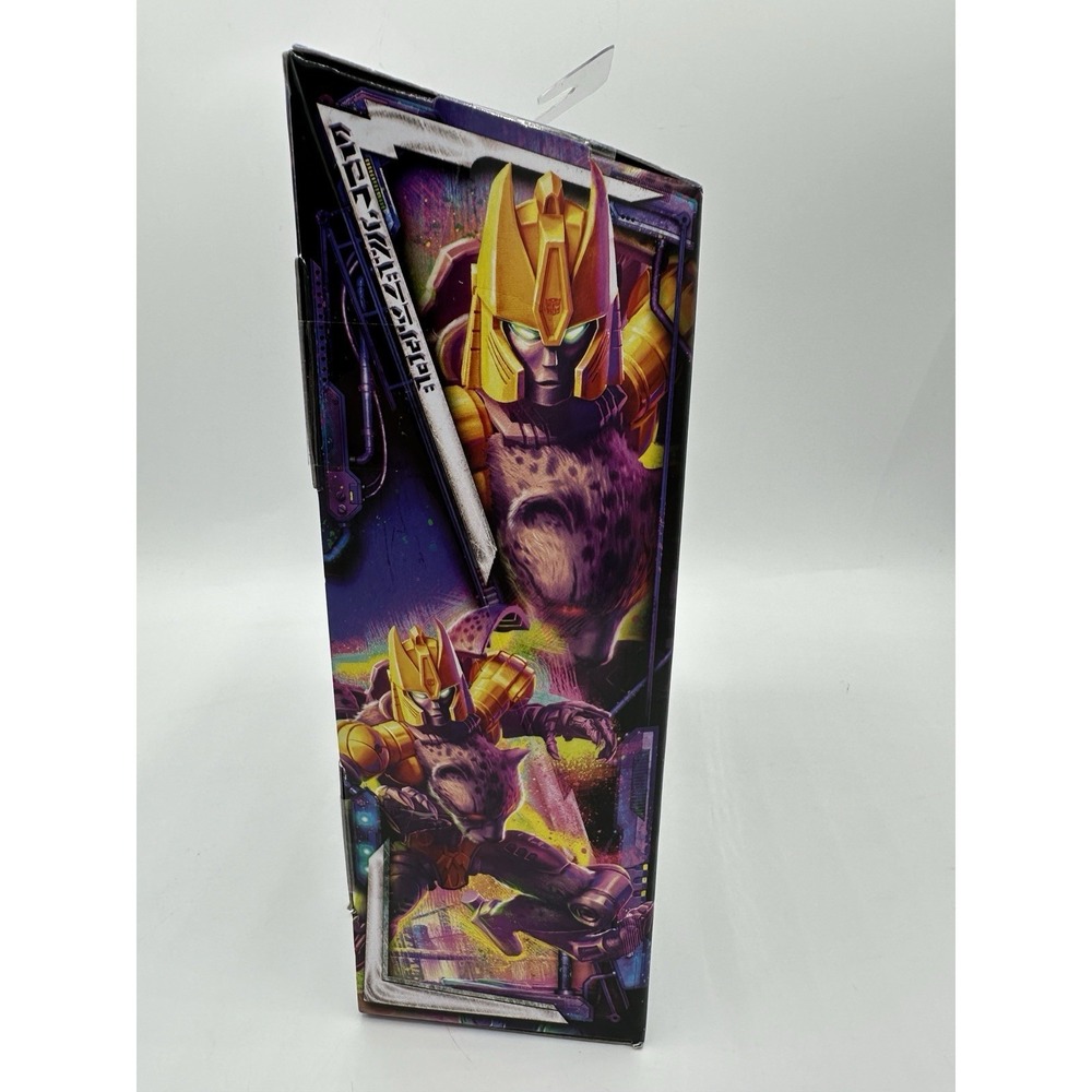 Transformers Legacy Autobot Nightprowler Deluxe Class NEW Sealed - Picture 7 of 9